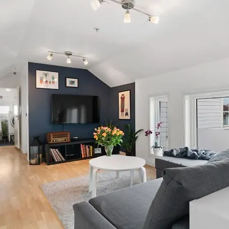 Central 2 Bedroom Near Sea Apartment Stavanger